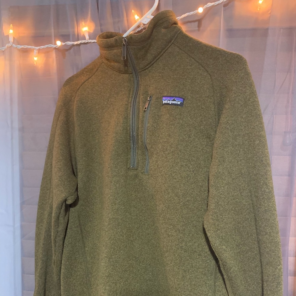 Women’s Patagonia quarter zip